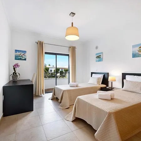 Chez Helene Et Paulo -