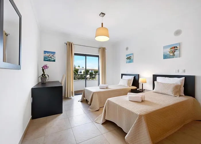 Chez Hélène Et Paulo -